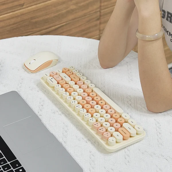 Retro Typewriter Wireless Keyboard & Mouse Set